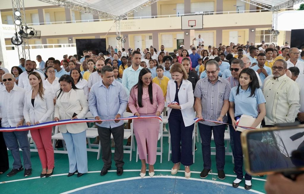 Education hands over new school facilities in Valverde