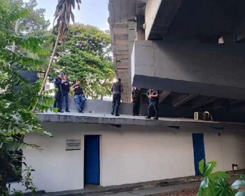 Explosive device thrown in Petare