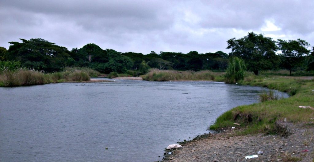 Campesinos claman al gobierno para que no desaparezca río Yuna