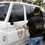 Five arrested for stealing military weapons