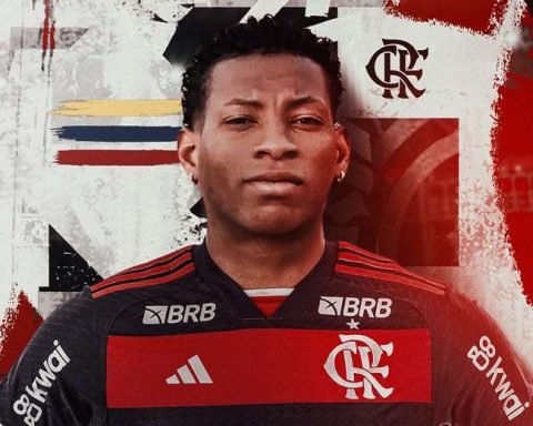 Flamengo of Brazil signs Ecuadorian striker Gonzalo Plata