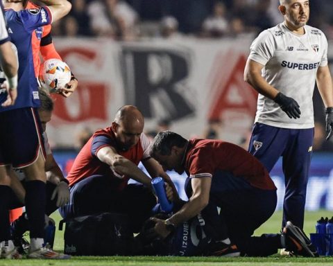 Football suspended in Uruguay