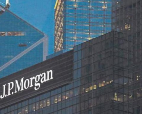 Forced investments would not be 'optimal' to boost the economy, says JP Morgan