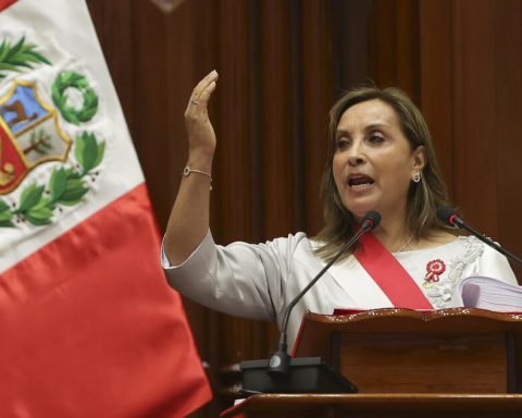 Government did not observe bill ordering that searches be carried out with the suspect and his lawyer