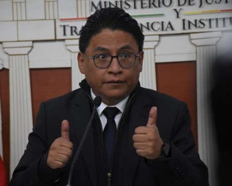 Government recalls that Arce can directly call for a referendum, but still expects “protection” from the TCP