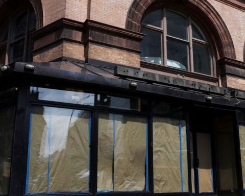 High interest rates trigger wave of corporate bankruptcies around the world