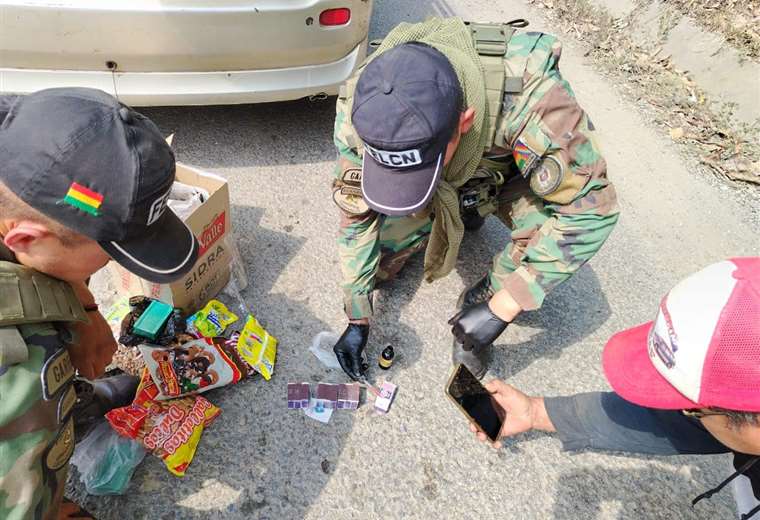 High purity cocaine found in matchboxes that were being transported in a package