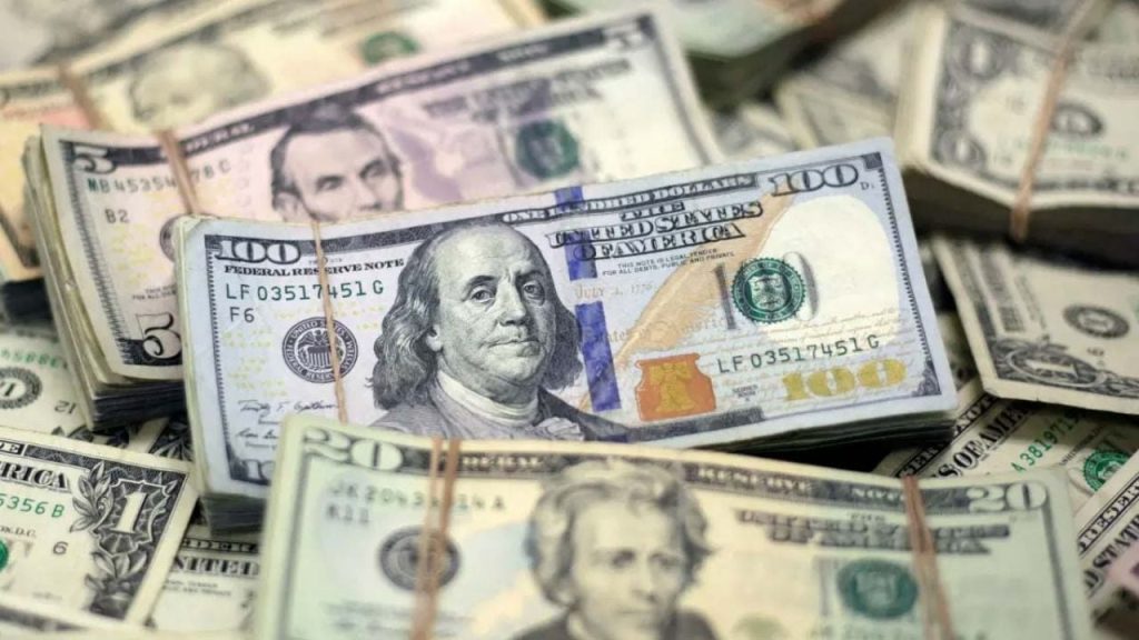 How much did the dollar close in August?