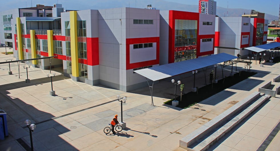 Huancayo: More than three thousand students from the IE Mariscal Castilla now have decent classrooms