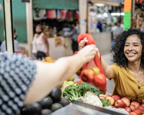 Inflation falls more than expected in the first half of August