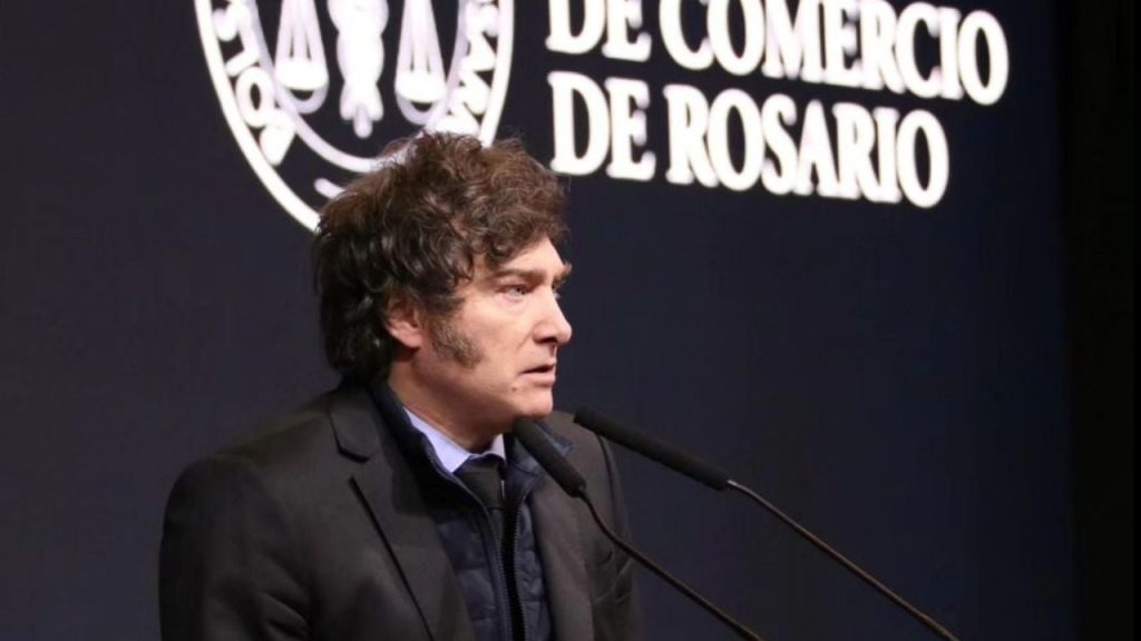 Javier Milei attacks journalism again