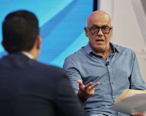 Jorge Rodríguez: TSJ ruling preserves social health and peace in the country