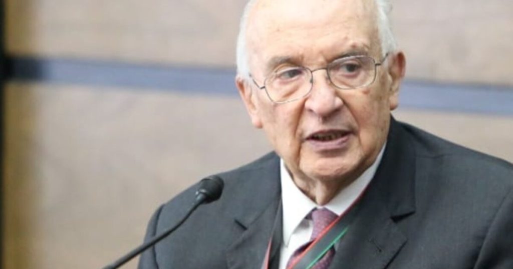 José Agustín Ortiz Pinchetti, head of the Electoral Crimes Prosecutor's Office, dies