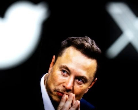 Musk cambia el pajarito de Twitter por una X y quiere algo más