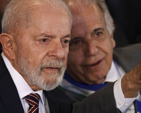 Lula says female enlistment will bring diversity to the Armed Forces