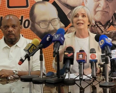 MAS claims that constitutional guarantees are suspended de facto