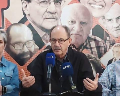 Rueda de prensa del MAS 17 julio