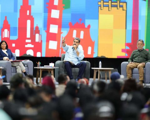 Maduro rejects US attempt to become Venezuela's electoral authority