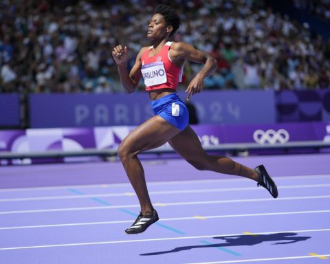 Marileidy Paulino avanza a la final de los 400 metros planos en París 2024