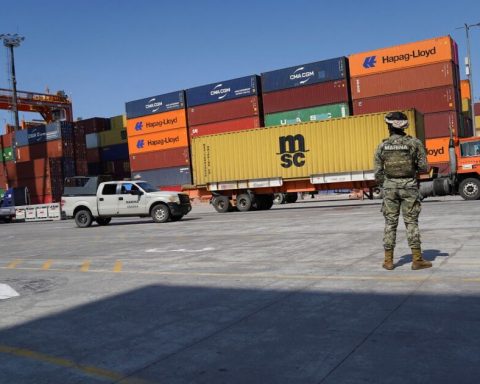 Mexico plays in favor of the United States; it puts its foot on Chinese trade