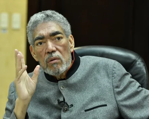 Miguel Mejía califica de imprudentes declaraciones de Abinader sobre Venezuela