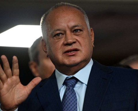Minister Cabello denounces new “terrorist attack” against the SEN