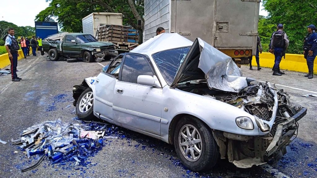 Multiple collision with 16 vehicles leaves 7 injured in Yaracuy