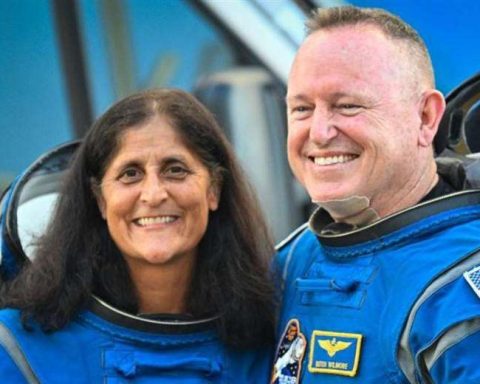 NASA astronauts stranded in space will not be able to return to Earth until February 2025