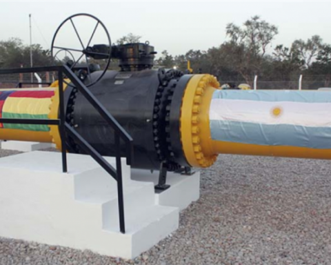 Oil companies authorized to export natural gas to Brazil through Bolivian pipelines