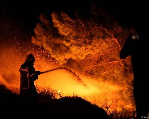 Paraguay: More than 30 houses destroyed by fire