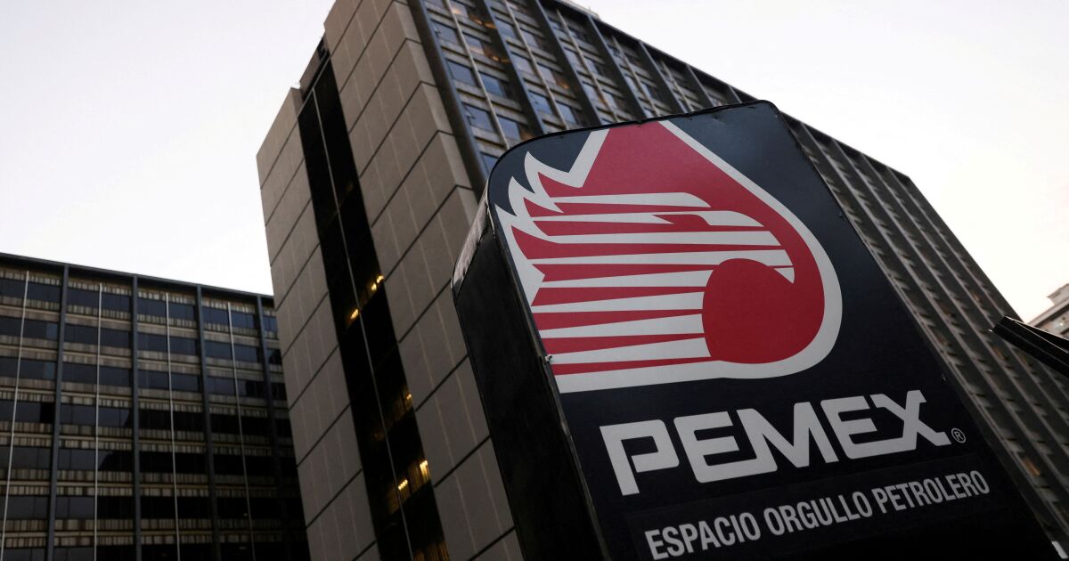 Pemex accounts for 60% of oil companies' debt in Latin America: Fitch