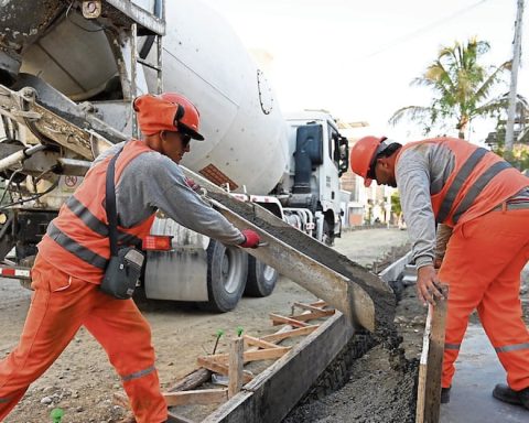 Piura: Concrete pouring begins in S/ 1.5 million service