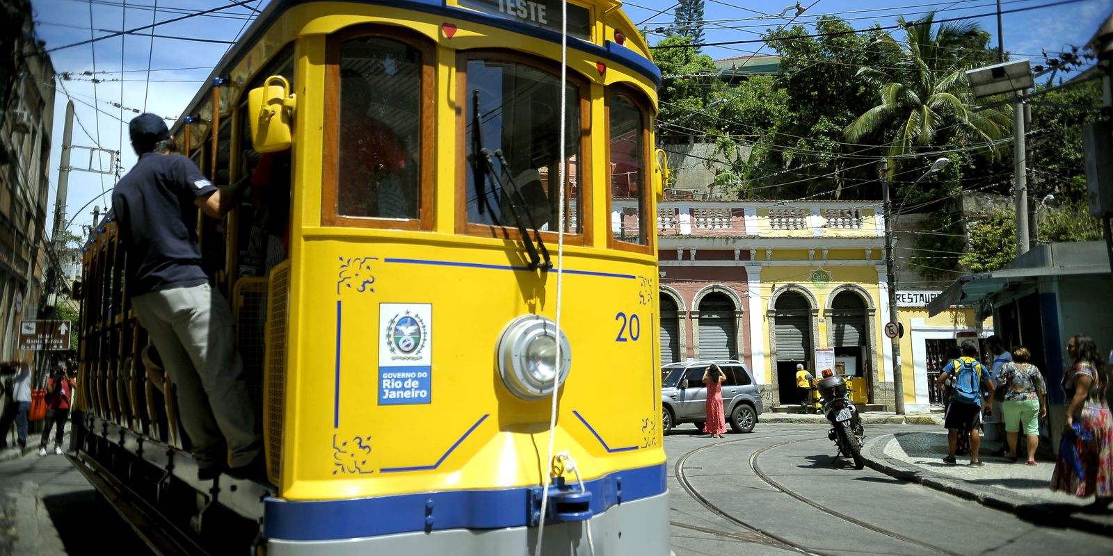 Rio de Janeiro government delivers first revitalized section of Santa Teresa tram