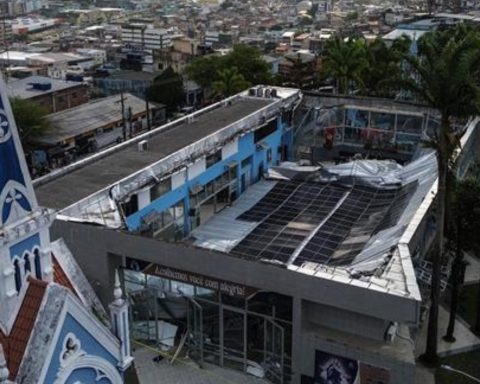 Roof of Catholic church collapses in Brazil, leaving at least two dead and 22 injured