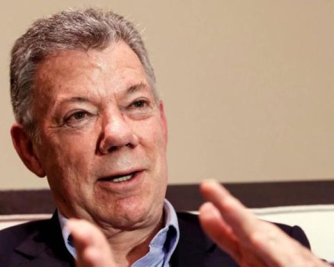 Santos' opinion on Venezuela: 'Maduro has lost all legitimacy and must leave'