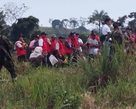 Soldiers who were being held by peasants 'instrumentalized' by ex-Farc are released