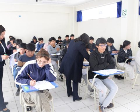 Some 372 applicants fill vacancies on the second day of the UNCP entrance exam