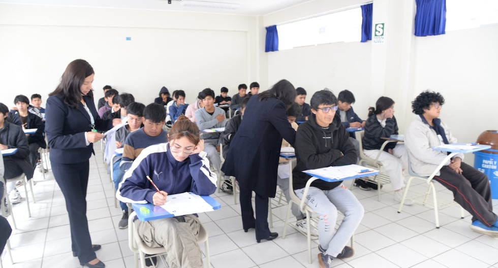 Some 372 applicants fill vacancies on the second day of the UNCP entrance exam