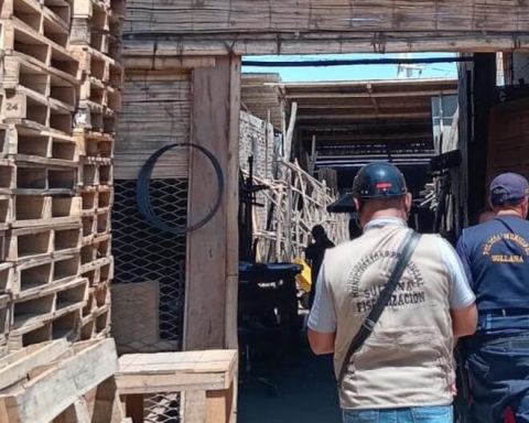 Sullana: Stores selling rustic construction materials closed