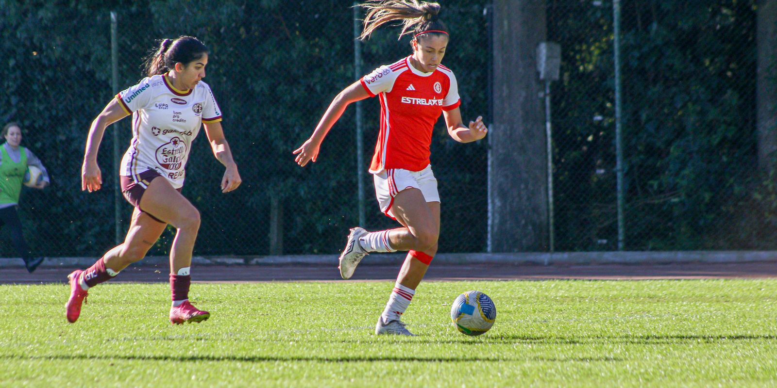 TV Brasil has a double round of football on Sunday