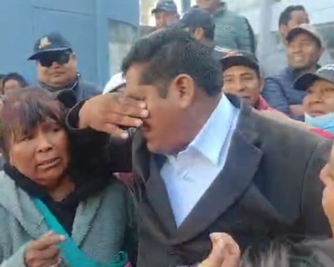 Tacna: Mayor Demetrio Cutipa cried after being saved from vacancy