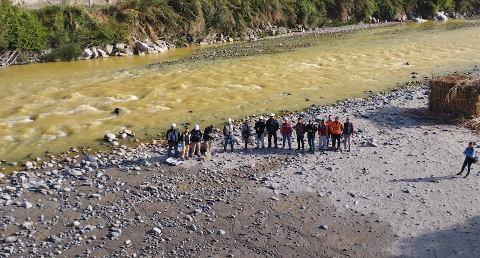 Tambo River: Minera Aruntani claims that the Titire river is contaminated by natural causes