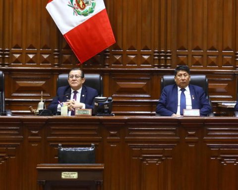 The Board of Directors of Congress will be able to spend up to S/ 414 thousand per month on its advisors