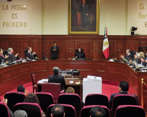 The Court suspends its session on Tuesday; it will analyze judicial reform