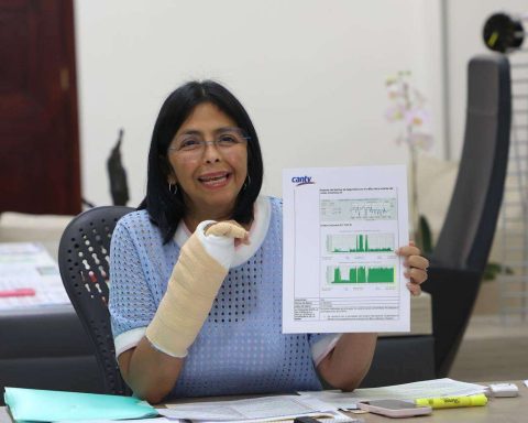 This time the conspiracy took root on the Internet