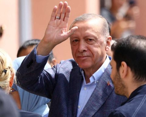 Turkish President congratulates Maduro on presidential election results