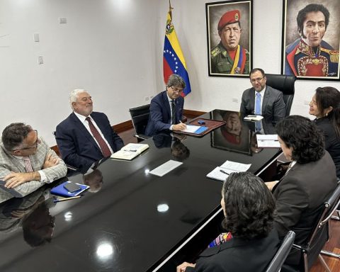 UN Panel of Experts delivers provisional report to the CNE on presidential elections