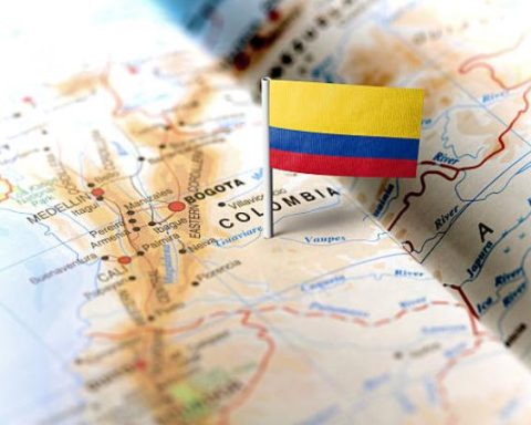 What do the names of the departments of Colombia mean and what is their origin?