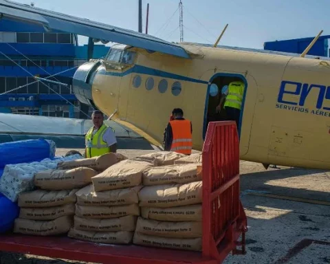 Una operación de transporte de carga en Cuba