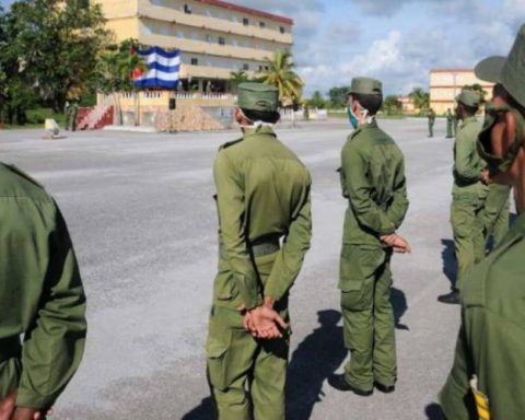 Servicio Militar, Cuba, Opositor cubano